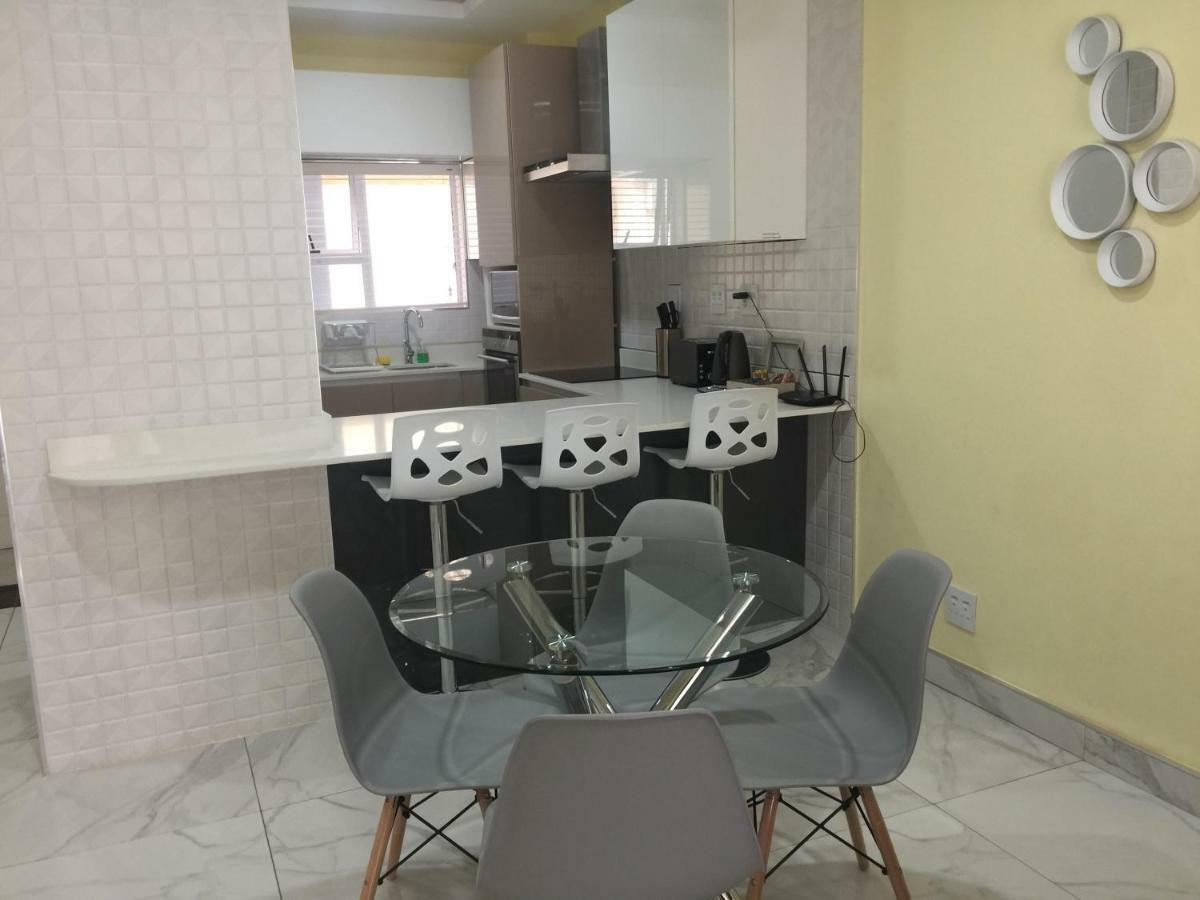 Aya Luxury Apartments 99 Durban Bagian luar foto